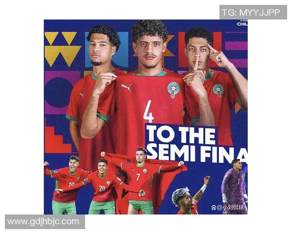 摩洛哥队荣获世青赛冠军凯旋而归万人空巷盛大举行大巴巡游庆典 摩洛哥队荣获世青赛冠军凯旋而归万人空巷盛大举行大巴巡游庆典